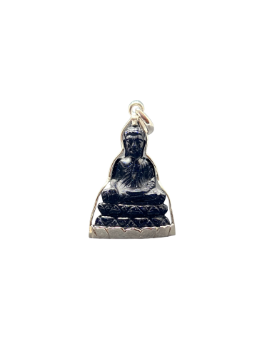 Pendentif Bouddha en posture Bhumisparsha mudra en pierre d'Onyx et argent en ligne des produits 