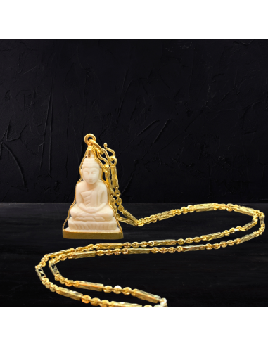 Collier Bouddha posture Dhyana Mudra couleur Or pour bénéficier 